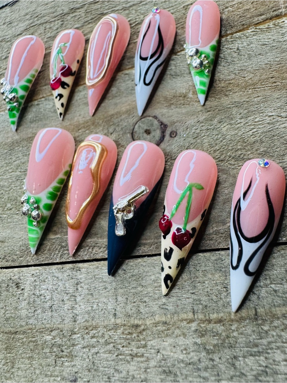 Y2K Custom Stiletto Press On Nails Set 3D Art Charm Size L